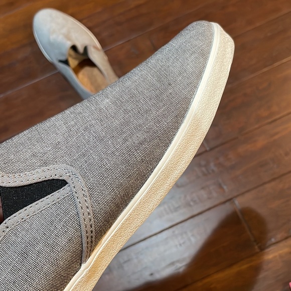 H&M Men's Slide-Ons - Picture 2 of 3